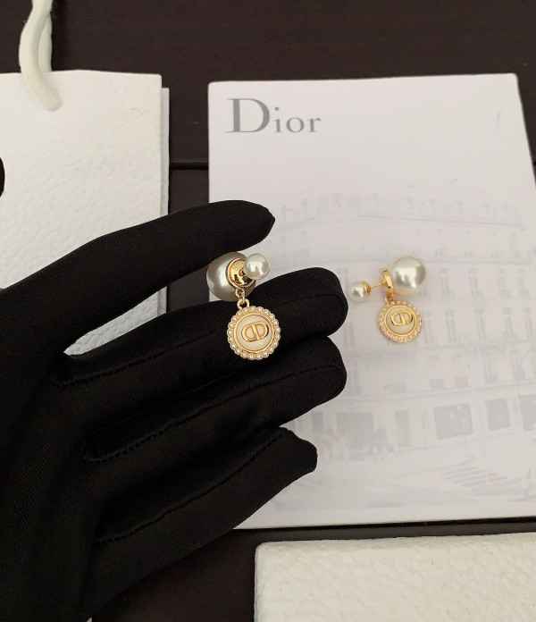 D*or earrings