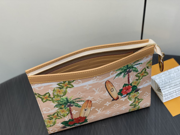 l**is V*t*n pochette voyage-27*21*6cm