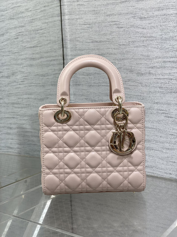 lady D*or - 20cm