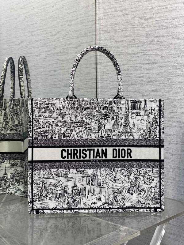 large D*or book tote-42*35*18.5cm