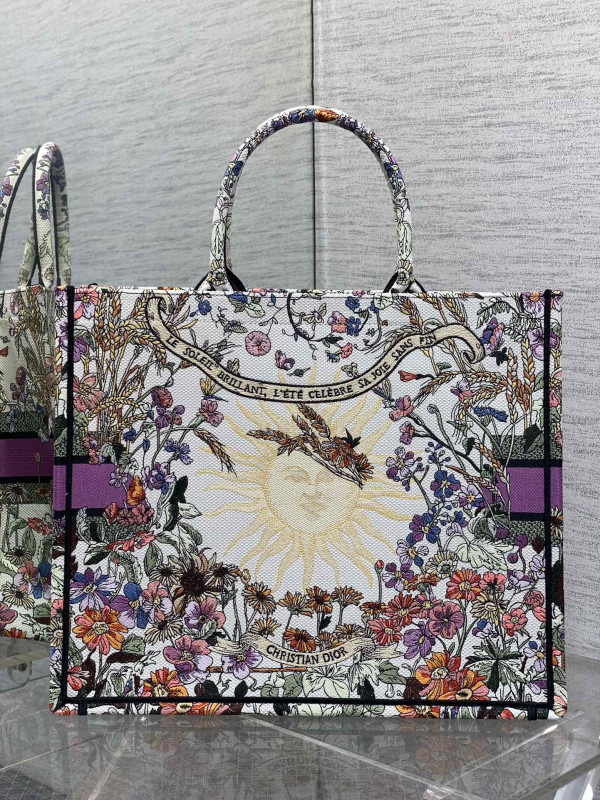 large D*or book tote-42*35*18.5cm