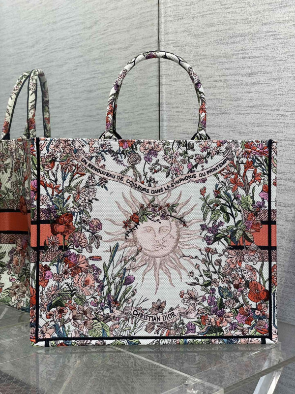 large D*or book tote-42*35*18.5cm