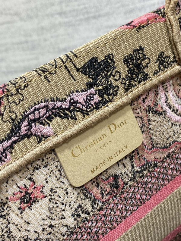 small D*or book tote-26cm