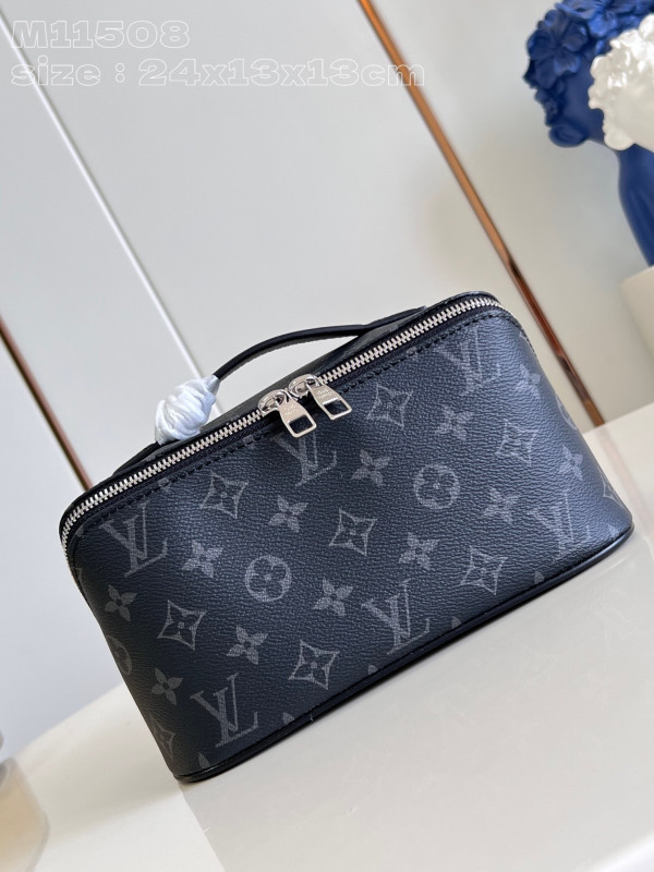 l**is V*t*n toiletry bag-24*13*13cm