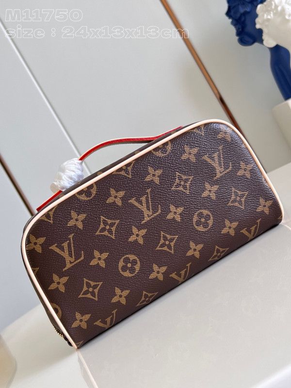 l**is V*t*n toiletry bag-24*13*13cm