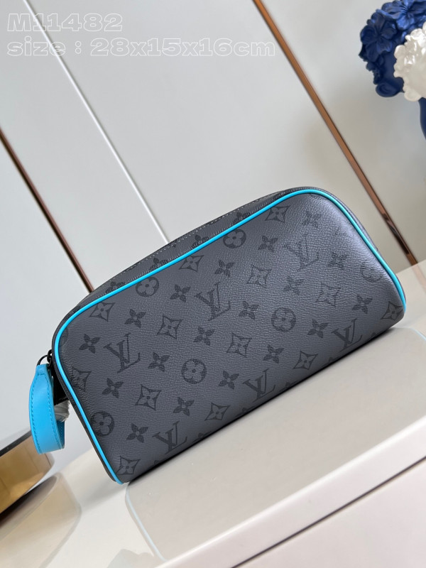 l**is V*t*n locker dopp kit bag-23*13*12cm