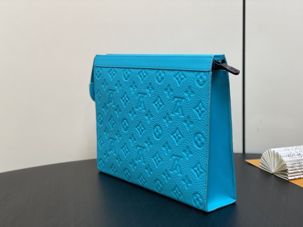 l**is V*t*n pochette voyage-27*21*6cm