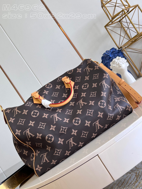 l**is V*t*n speedy p9 bandoulière 50
