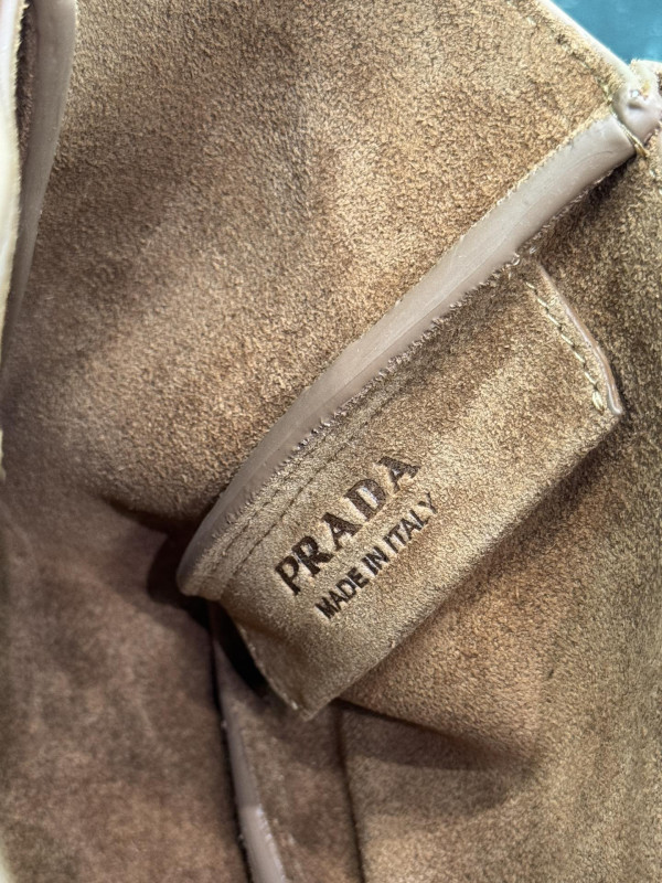Pra*a woolen bucket bag-18*15.5*10cm