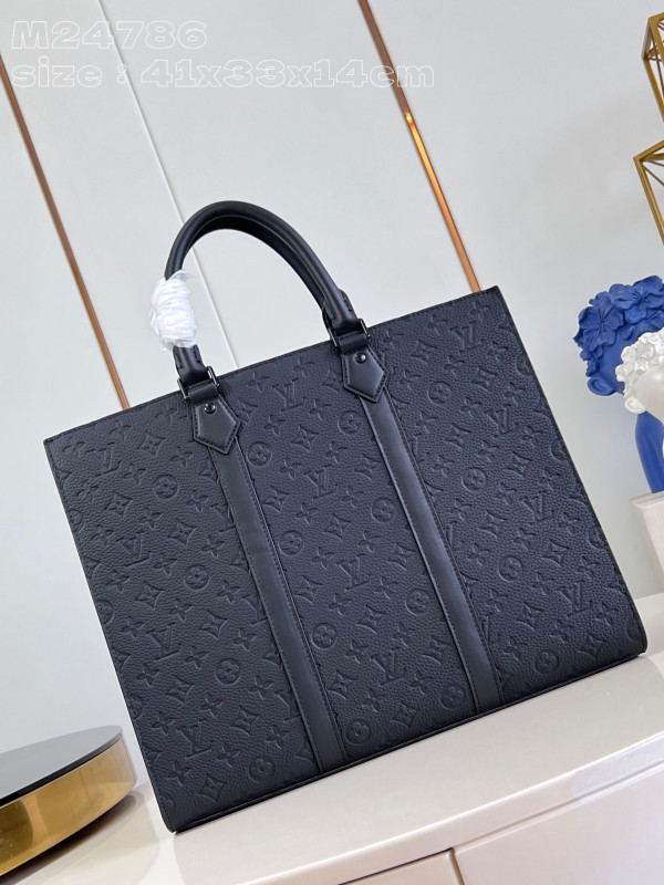 l**is V*t*n sac plat 24h-41*33*14cm