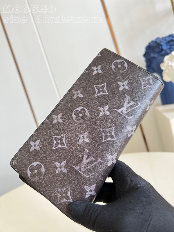 l**is V*t*n brazza wallet-10*19*2cm