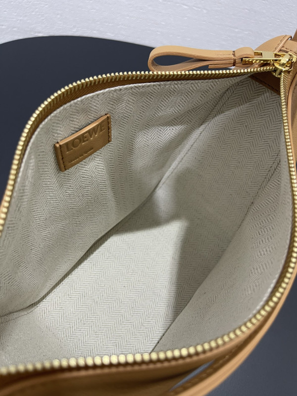 Loewe Hammock Hobo