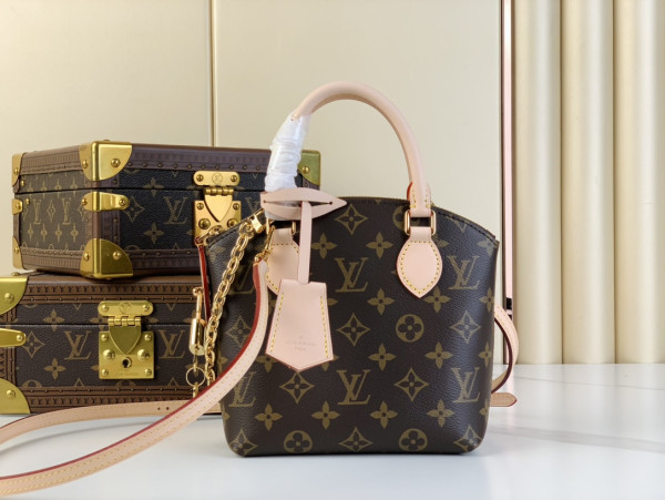 l**is V*t*n lockit bb-15*19*7cm