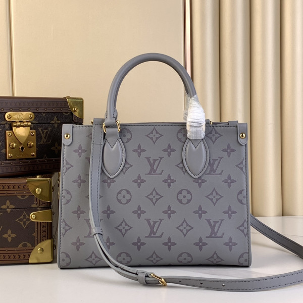 l**is V*t*n onthego pm-25*19*11.5cm