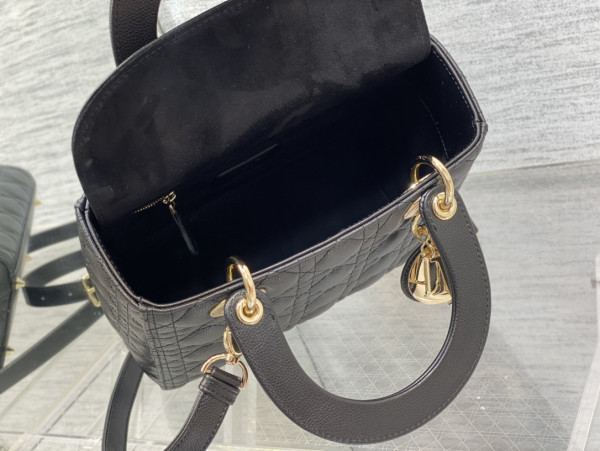 lady D*or gold large calfskin-24cm