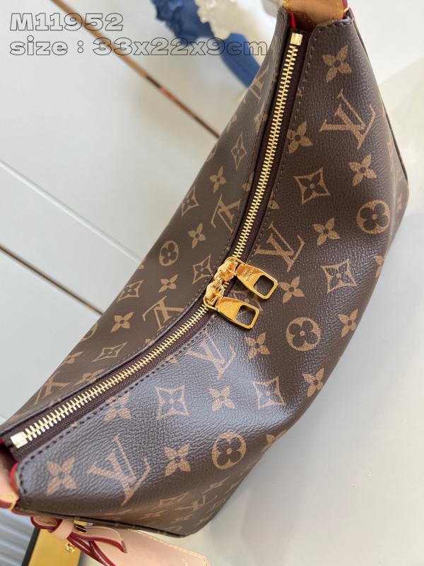 l**is V*t*n slouchy pm-33*22*9cm